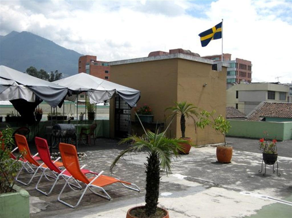 Jhomana Guesthouse Кито Экстерьер фото